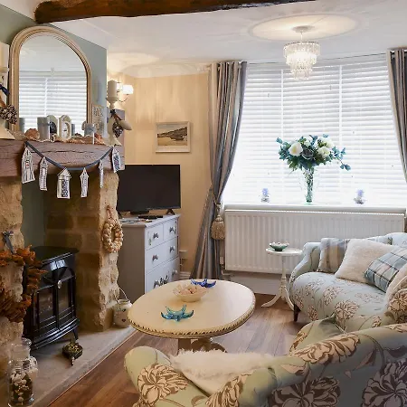 Holiday home Coble *